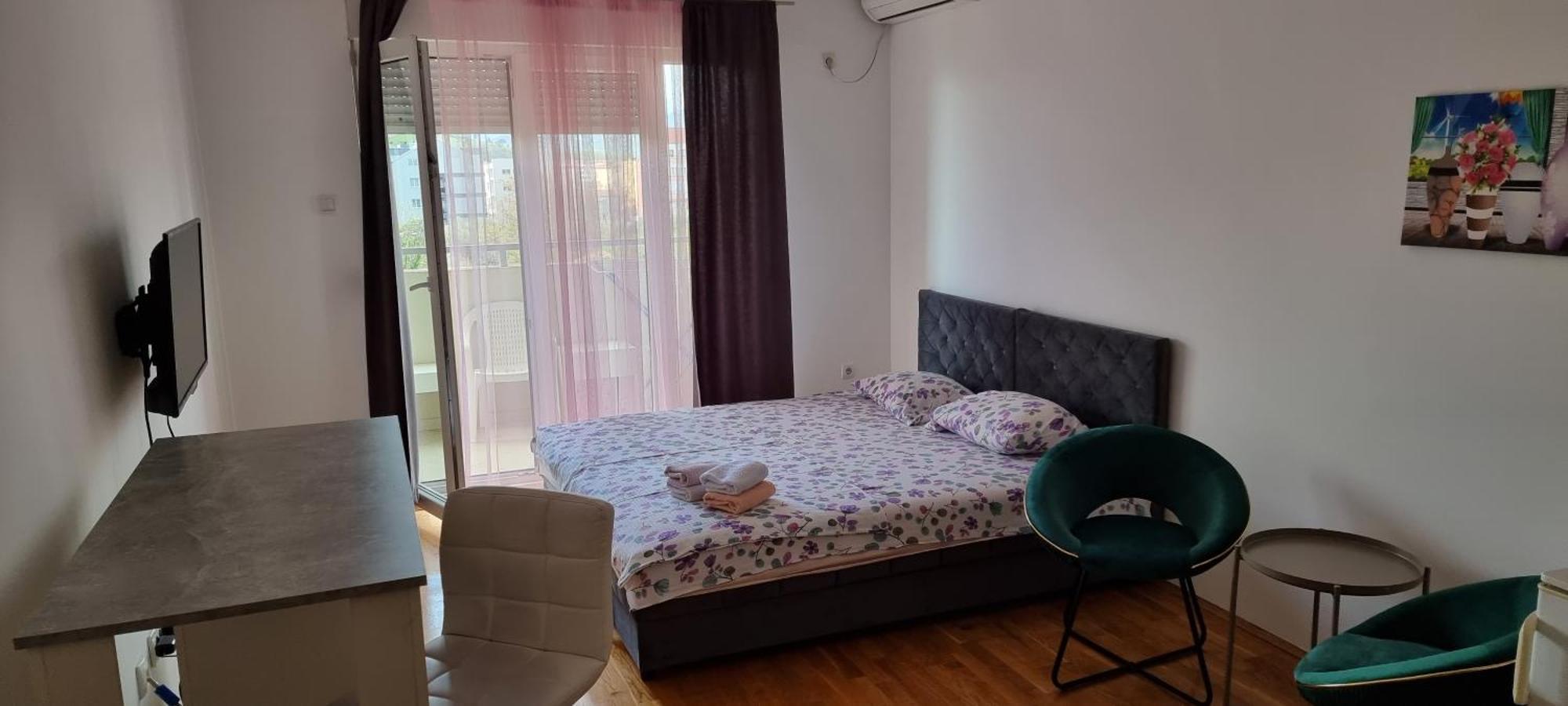 Naki Apartmani ポドゴリツァ 部屋 写真