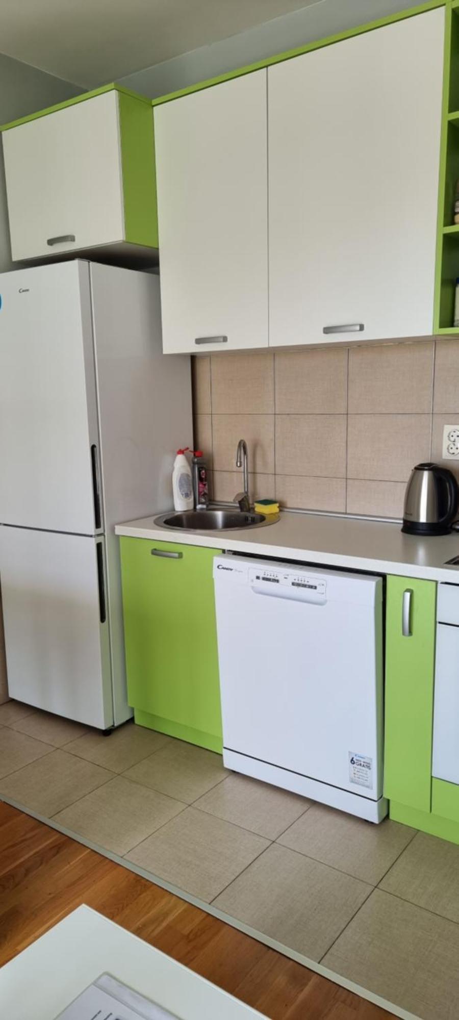Naki Apartmani ポドゴリツァ 部屋 写真