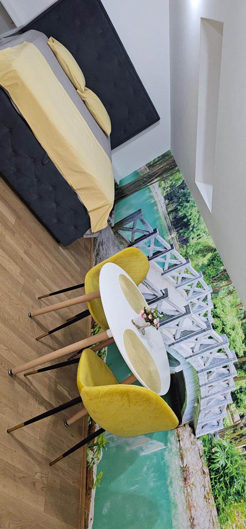 Naki Apartmani ポドゴリツァ エクステリア 写真